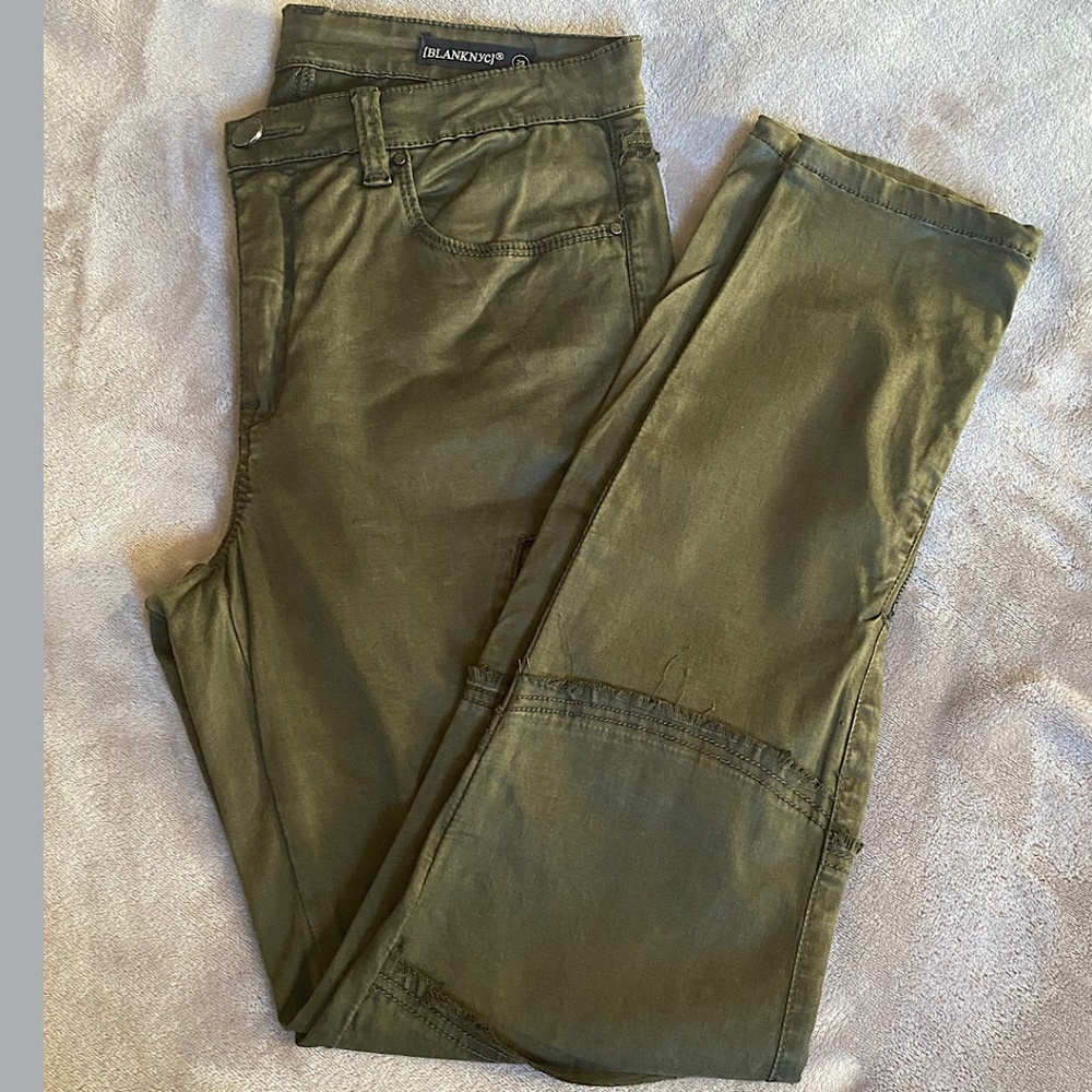 BLANK NYC Lightweight Skinny Pant, Size 29, Army Green